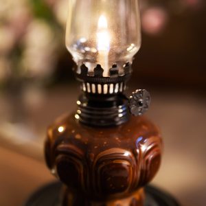 Vintage Coffee Brown Lotus Aromatherapy Lamp