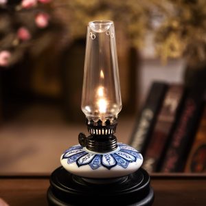 Blue-and-White Lotus Blossom Aromatherapy Lamp